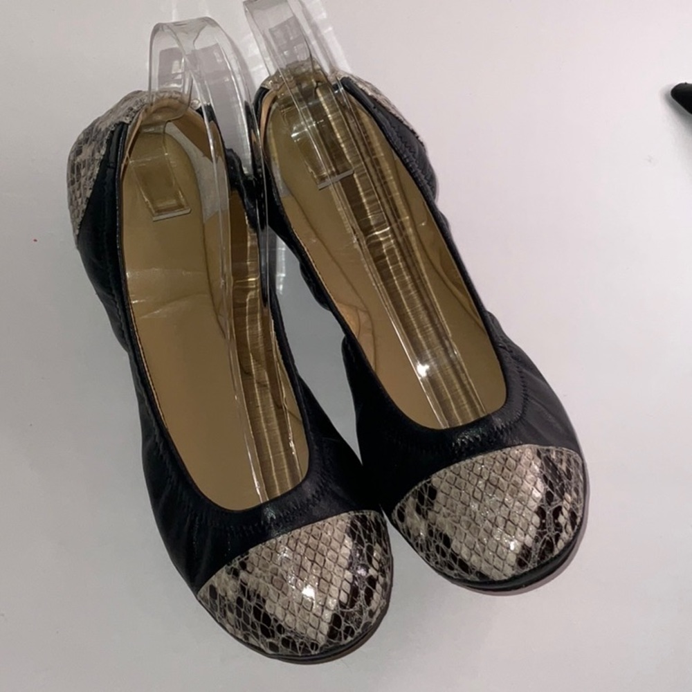 Saks Fifth Avenue ballet flats